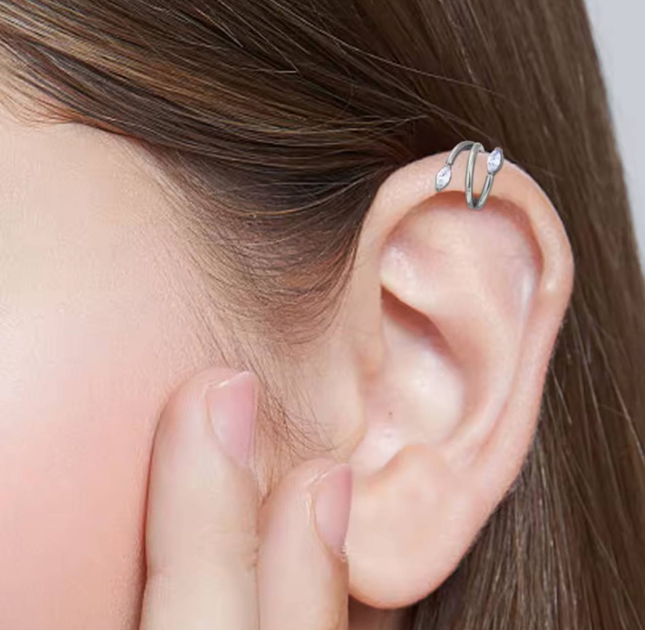 Tytanowy Kolczyk PIERCING Kółko CLICKER cyrkonie HELIX Lobe Srebrny