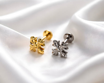 LABRET DO PIERCINGU UCHA KWIAT ZŁOTY – TYTAN ASTM F-136