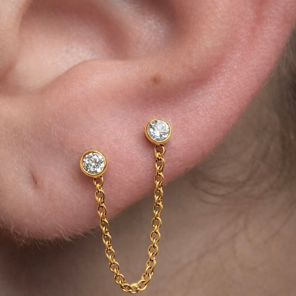 LABRET DO PIERCINGU UCHA Z CIRKONIAMI I ŁAŃCUSZKIEM ZŁOTY