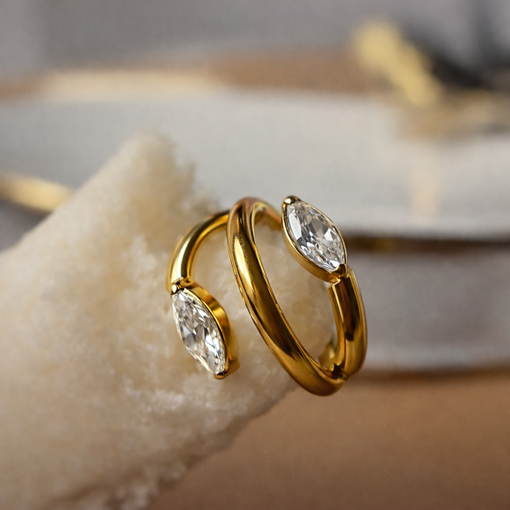 TYTANOWY KOLSZYK  CLICKER  Z CIRCKONIAMI  ZŁOTY