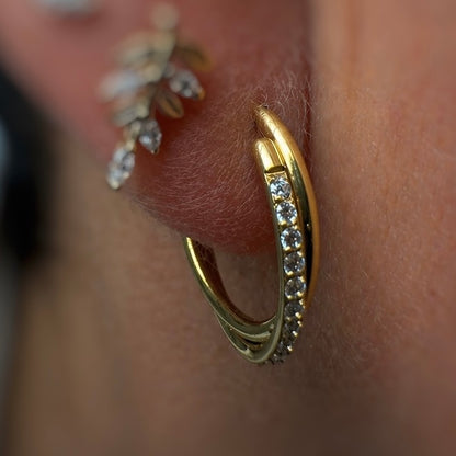 TYTANOWE KÓŁKO CLICKER Z CYRKONIAMI DO PIERCINGU UCHA –ZŁOTE