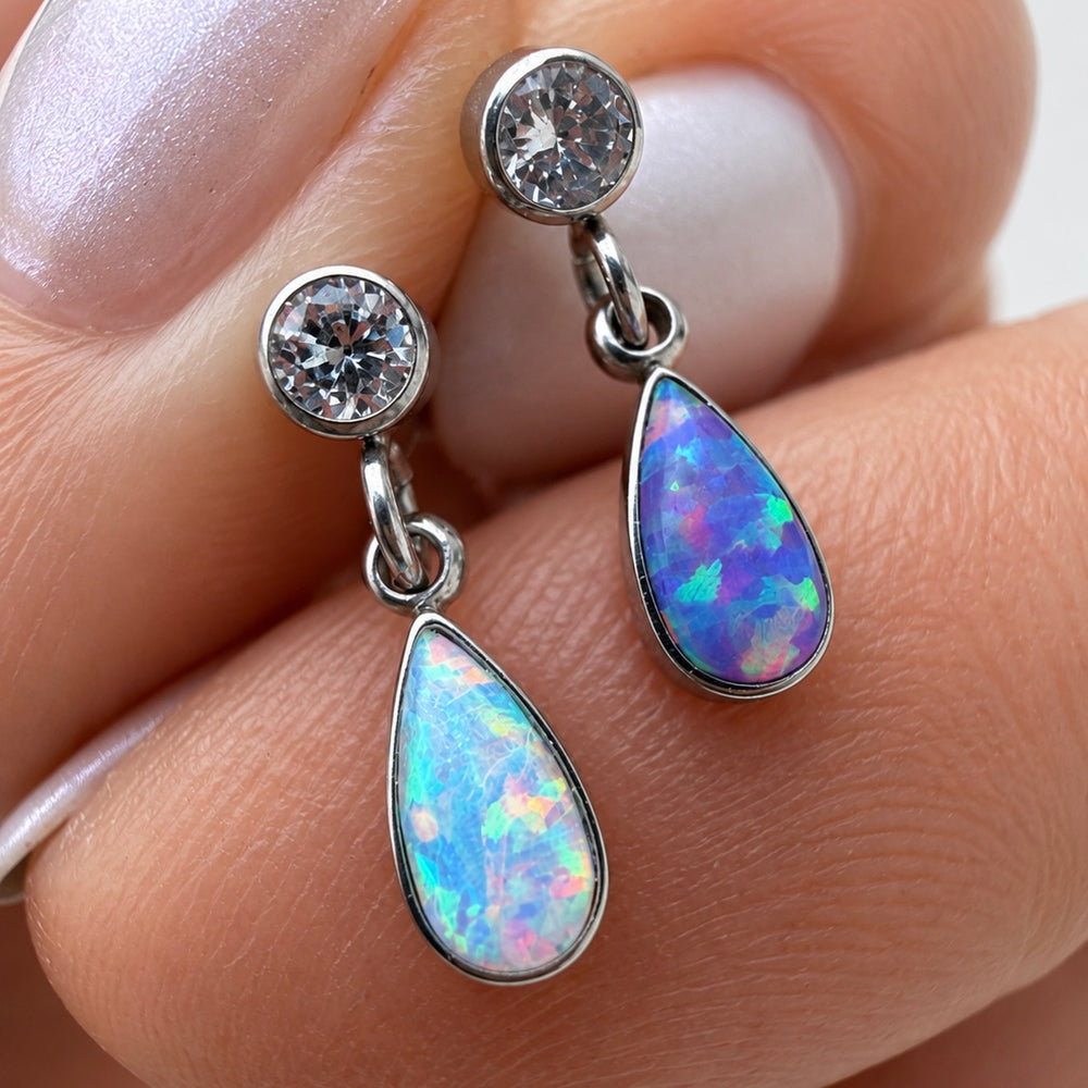 Kolczyk labret z opalem w kształcie kropli – piercing ucha, tytan ASTM F-136