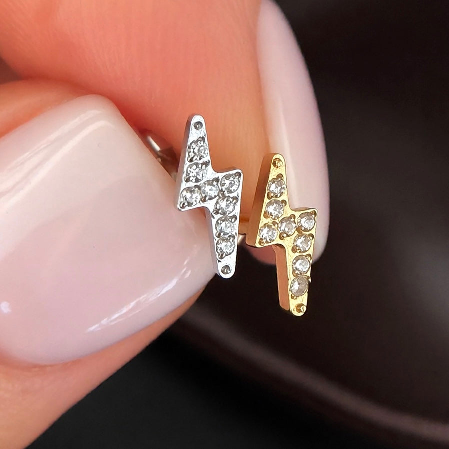 Kolczyk labret do piercingu ucha z cyrkoniami – błyskawica złoty