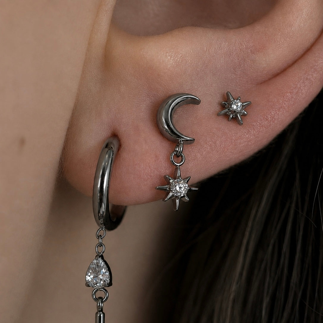 Tytanowy labret do piercingu ucha Księżyc z zawieszką Gwiazda – srebrny