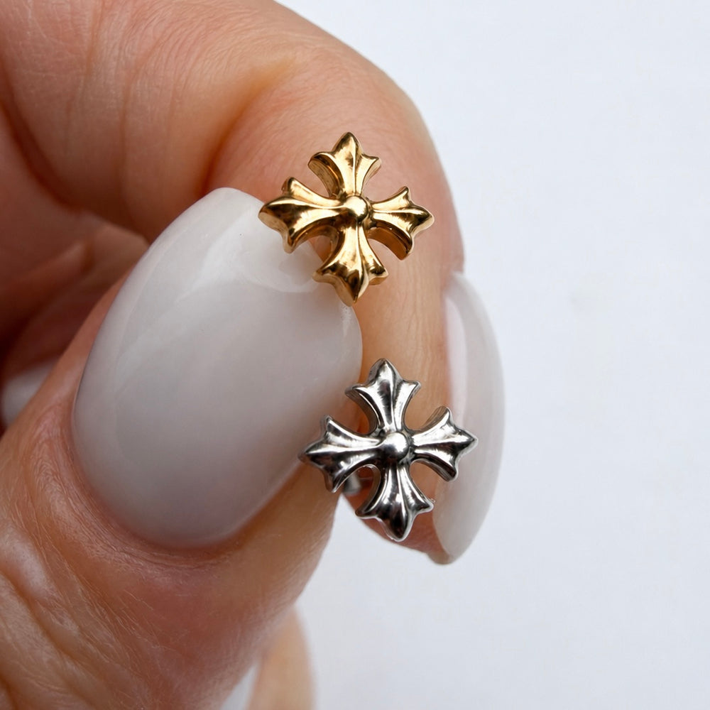 LABRET DO PIERCINGU UCHA KWIAT SREBRNY – TYTAN ASTM F-136
