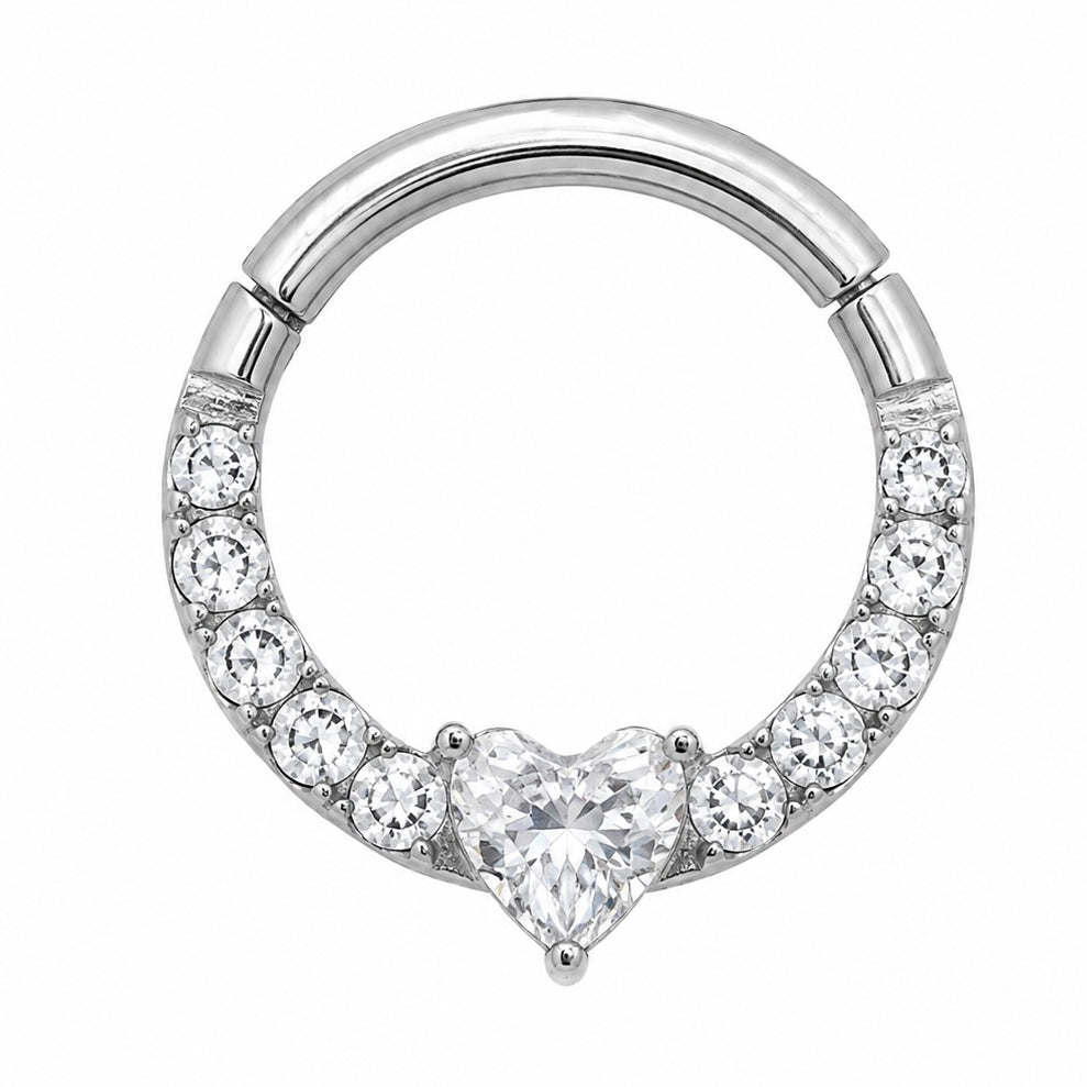 Tytanowy clicker Heart Shine z białymi cyrkoniami – kolczyk do piercingu ucha –srebrny