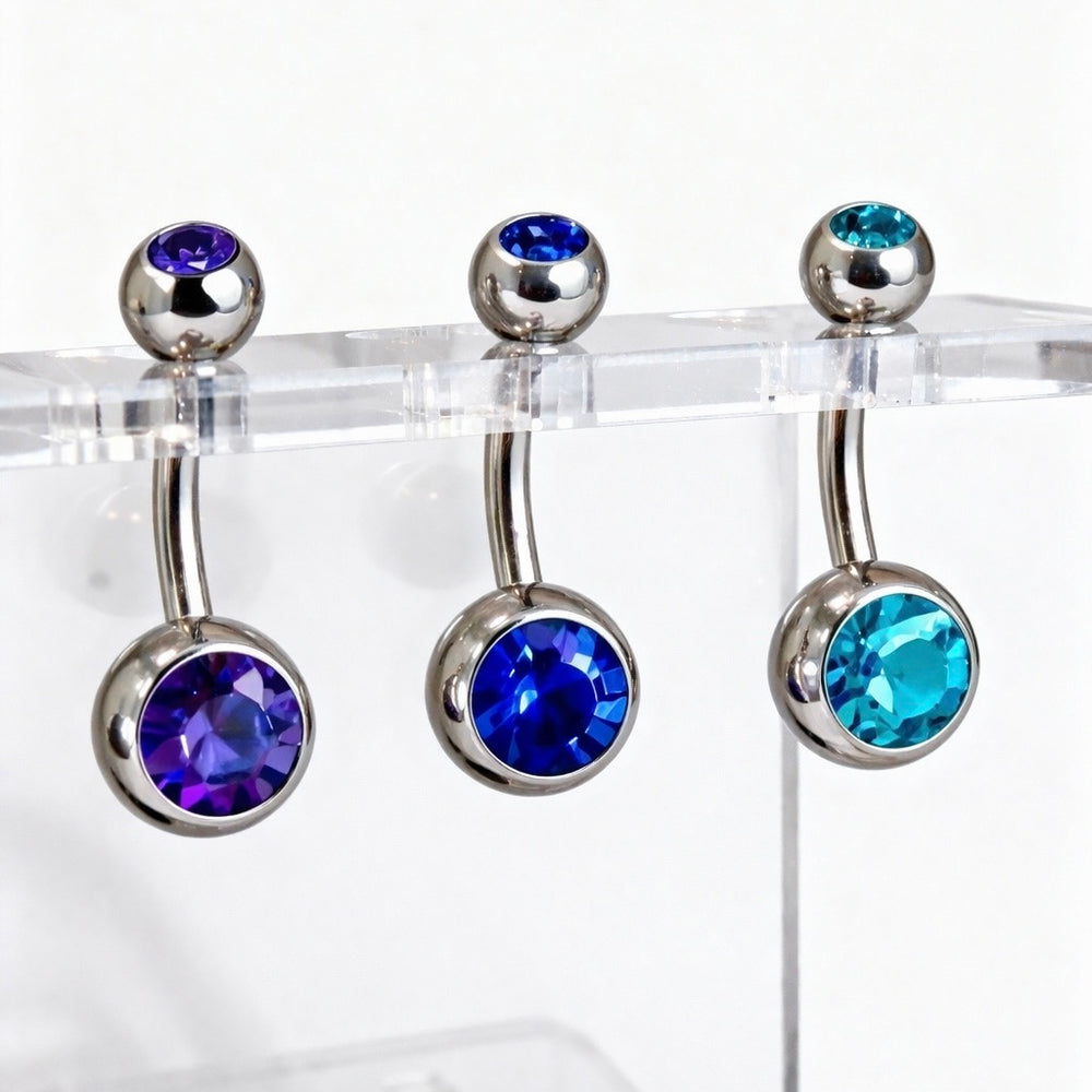 Tytanowy kolczyk do piercingu pępka banan z fioletową -srebrna