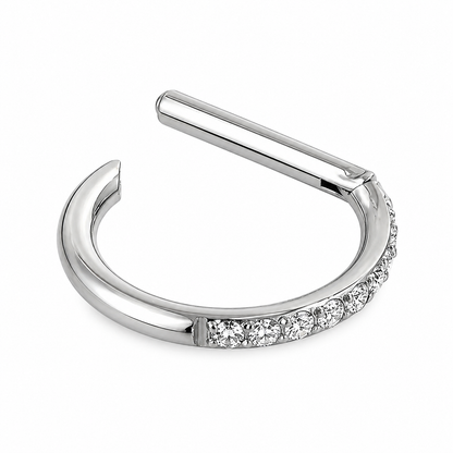 TYTANOWY KOLCZYK CLICKER D-RING Z CYRKONIAMI DO PIERCINGU – SREBRNY