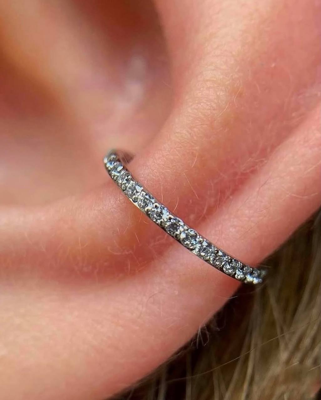 Tytanowe kółko CLICKER  srebny / złoty  kolczyk piercing Helix Conch Nostril