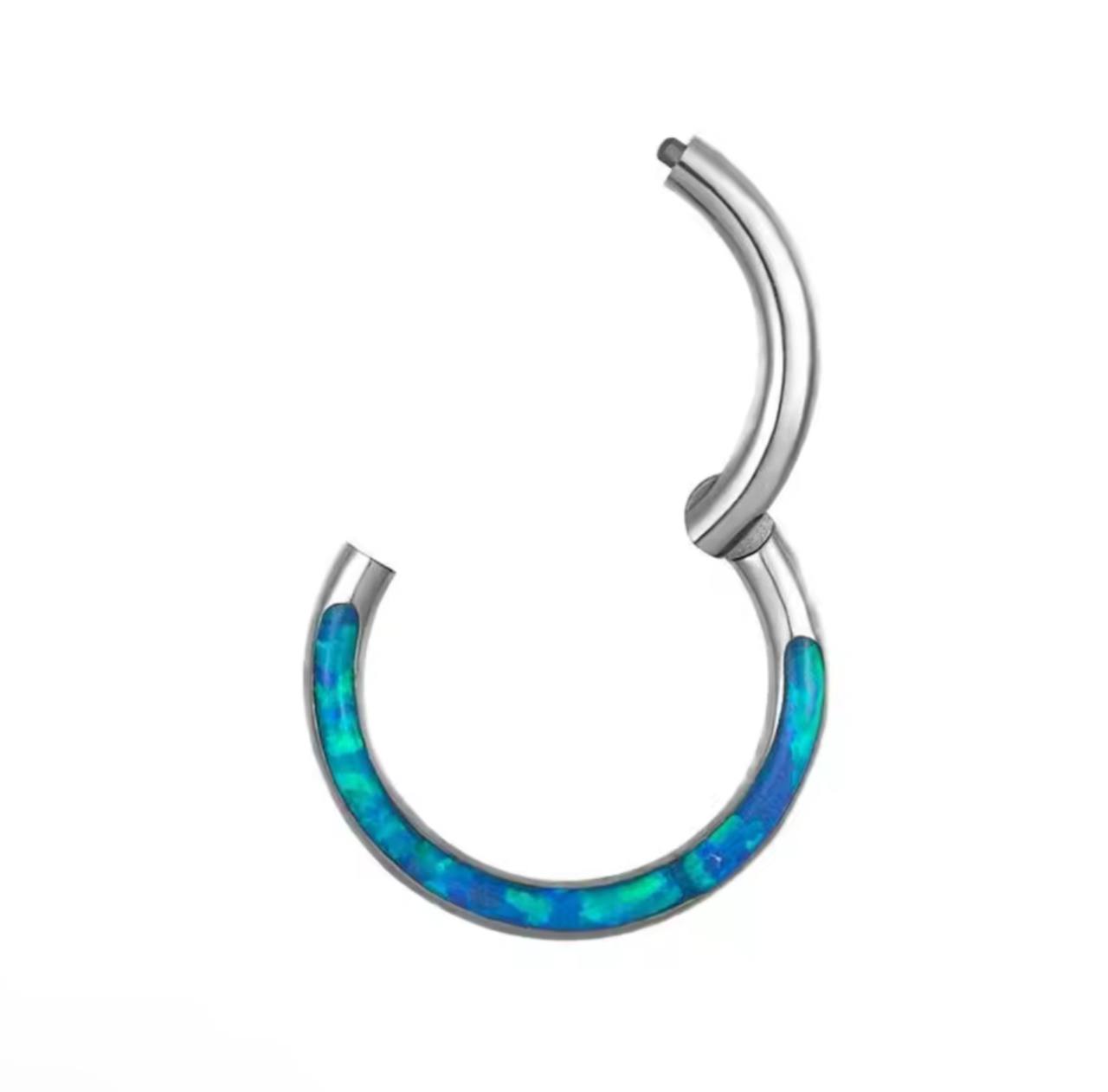 Tytanowe kółko clicker z niebieskim opalem  - kolczyk do piercingu ucha i nosa