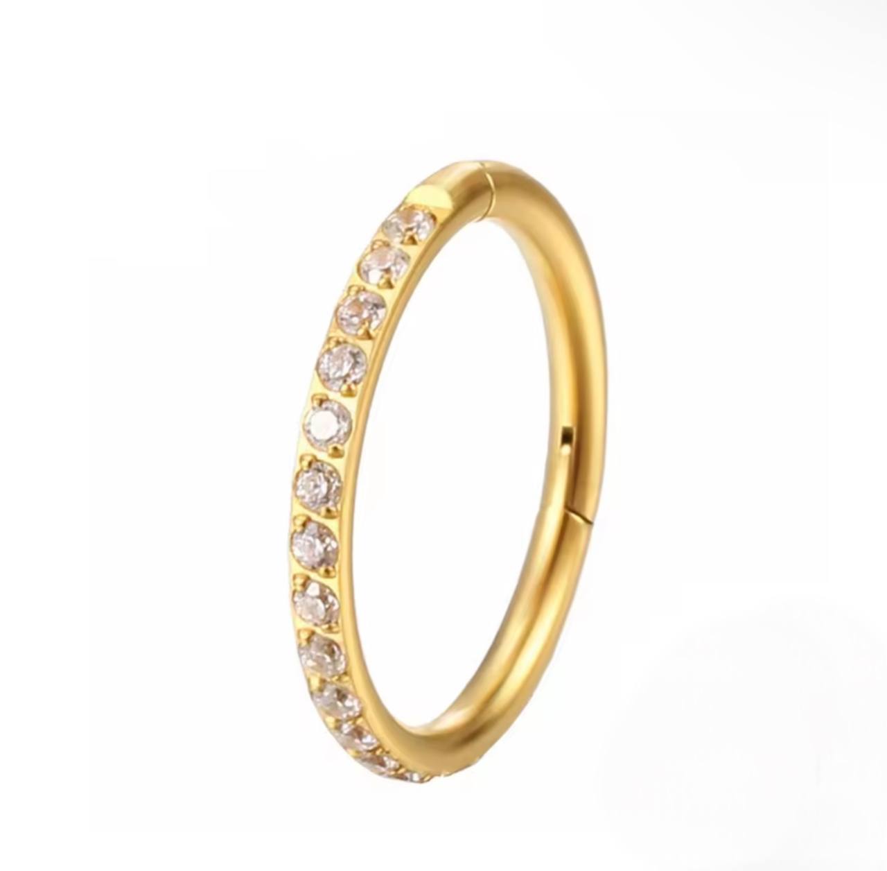 Tytanowe kółko clicker złoty z białymi cyrkoniami  kolczyk