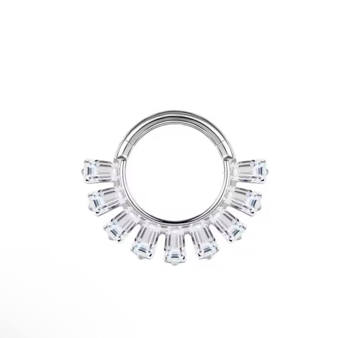 Tytanowe kółko CLICKER  srebrny z bialymi cyrkoniami PIERCING DAITH