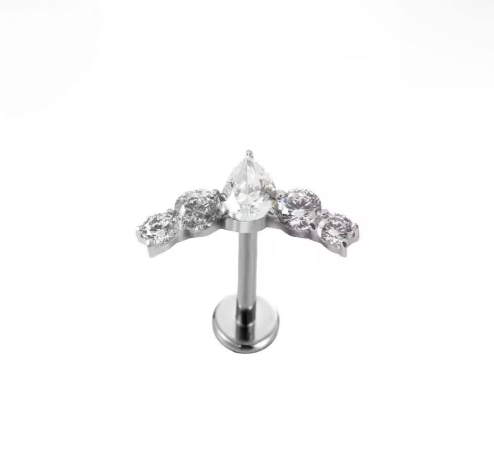 Srebrny  kolczyk do piercingu z cyrkonią w kształcie łezki