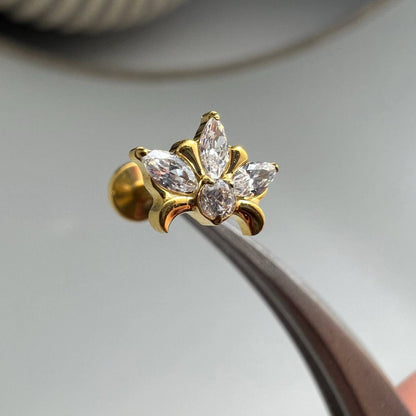 Kolczyk labret do piercingu – złoty kwiat z cyrkoniami