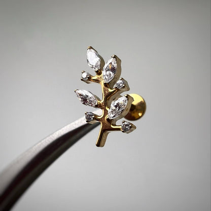 Złoty kolczyk do piercingu ucha – labret gałązka z cyrkoniami