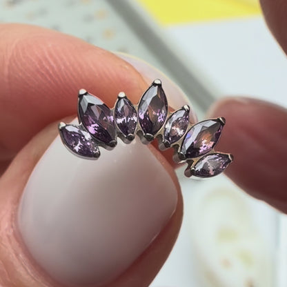 KOLCZYK DO PIERCINGU UCHA ,TYTANOWY CLUSTER Z CYRKONIAMI – SREBRNY
